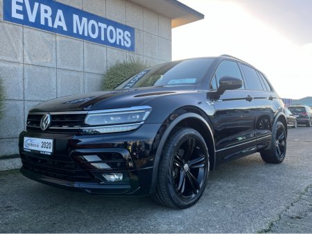 2020 Volkswagen Tiguan R-LINE 4MOTION AUTOMATIC 2.0 DIESEL //HIGH SPEC//360 PARKING CAMERAS//HEAD UP DISPLAY//HEATED FRONT AND REAR SEATS// €34,950 thumbnail