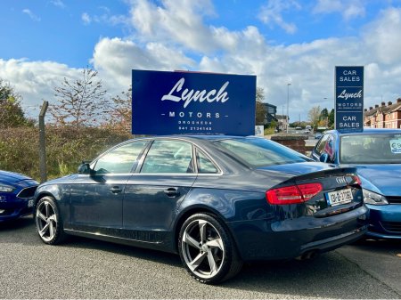 2013 Audi A4 2.0 TDI 6 speed manual €9,950