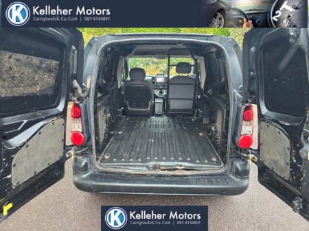 2012 Peugeot Partner  thumbnail