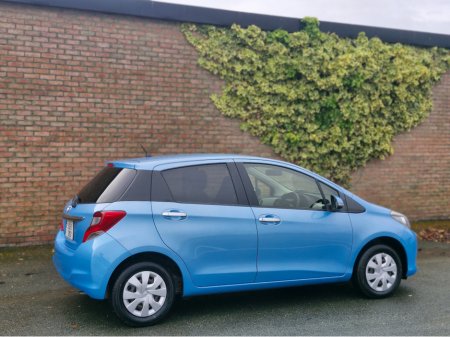 2015 Toyota Vitz LOW KMS AUTOMATIC €9,950 thumbnail