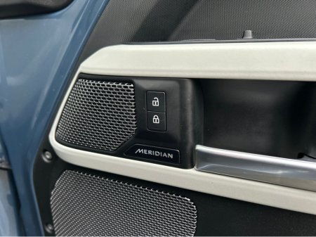 2023 Land Rover Defender 3.0D 110 SE 3 Seat Commercial €50,365 thumbnail