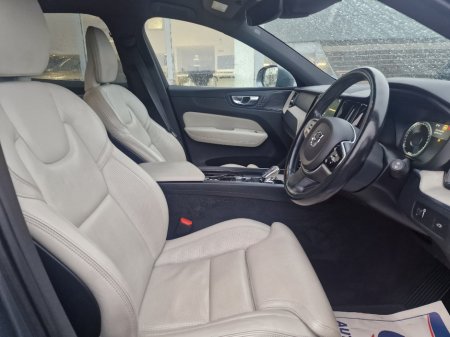 2021 Volvo XC60 B4 Inscritption 5DR Auto €36,950 thumbnail
