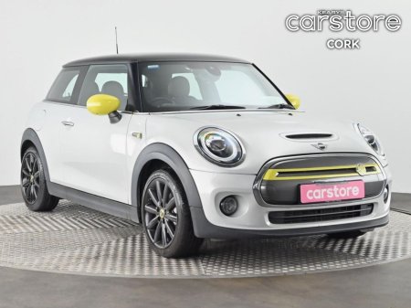 2020 MINI Hatch Cooper Classic Auto €16,880