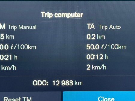 2025 Volvo XC90 T8 ULTRA DARK AWD thumbnail