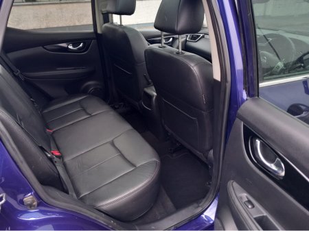 2017 Nissan Qashqai 1.6 DSL SV CVT PREMIUM E6 4DR €12,500 thumbnail