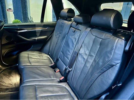 2017 BMW X5 7 SEAT XDRIVE MSPORT SUNROOF €32,450 thumbnail