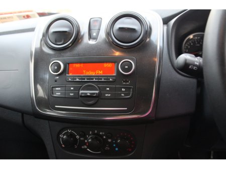 2019 Dacia Sandero ALTERNATIVE 1.5 DCI 90 4DR €11,095 thumbnail