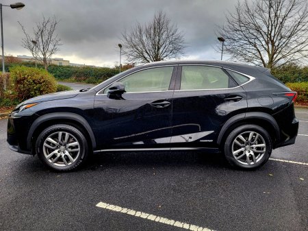 2015 Lexus NX 300 h  €19,999