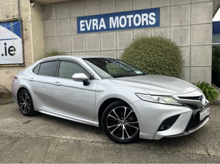 2020 Toyota Camry WS AUTOMATIC HYBRID 2.5 PETROL //HIGH SPEC//FULL LEATHER//HEAD UP DISPLAY//HEATED ELECTRIC SEATS//