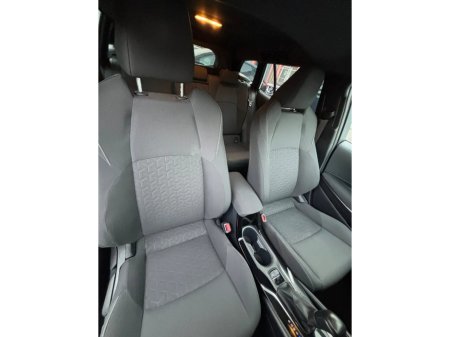 2022 Toyota Corolla 1.8 Hybrid Luna Saloon €20,750 thumbnail