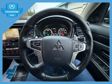 2016 Mitsubishi Outlander / 2016 / 2.0 HYBRID / AUTOMATIC €8,999 thumbnail