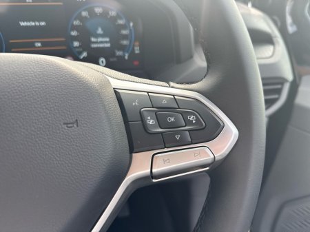 2025 Volkswagen Transporter  €33,495 thumbnail