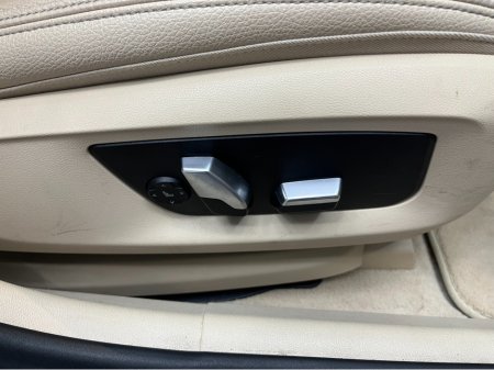 2018 BMW 5 Series €23950! 2018 BMW 530E LUXURY iPERFORMANCE 2.0 AUTOMATIC / CRUISE CONTROL / 360° CAMERA / PADDLE SHIFTERS / ELECTRIC MEMORY & HEATED SEATS €23,950 thumbnail