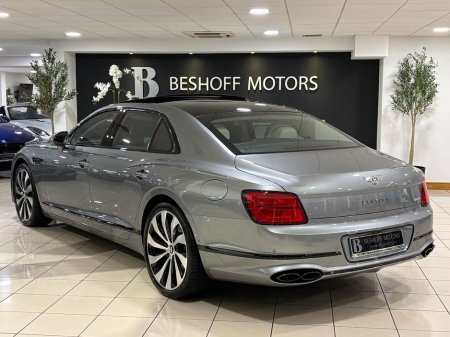 2025 Bentley Flying Spur 3.0 V6 E-HYBRID AZURE=AS NEW//HUGE SPEC=PAN ROOF//BALANCE OF BENTLEY WARRANTY=ONLY €150 ANNUAL ROAD TAX//TAILORED FINANCE PACKAGES AVAILABLE=TRADE INS €249,995 thumbnail