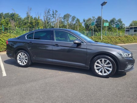 2021 Volkswagen Passat  €19,999
