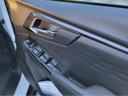 2026 Isuzu D-MAX (5yr warranty) 1.9 Turbo Diesel Automatic €59,999 thumbnail