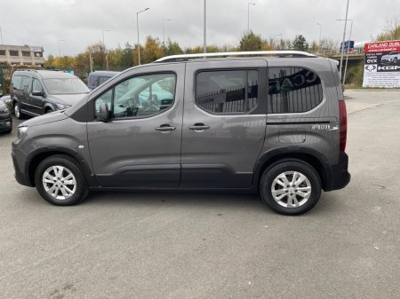 2019 Peugeot Rifter HORIZON RE 3 Seats +Wheelchair €21,950 thumbnail