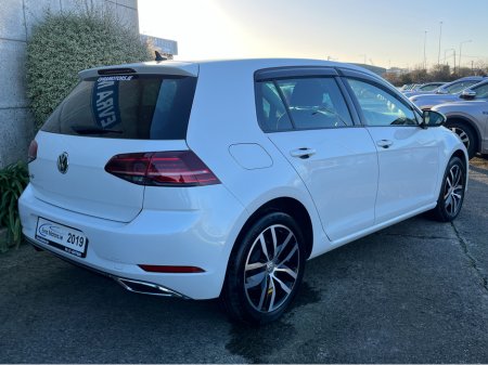2019 Volkswagen Golf HIGHLINE AUTOMATIC 1.4 PETROL //LOW MILES//HIGH SPEC//REVERSE CAMERA//KEYLESS ENTRY//ADAPTIVE CRUISE CONTROL//