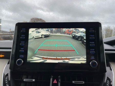 2019 Toyota Corolla *WAS €22,444 NOW €21,444* COROLLA HYB LUNA SPORT SALOON €21,444 thumbnail