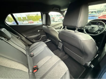 2024 Peugeot 2008 ALLURE - ELECTRIC - AUTO - 12M WARRANTY - CAR: 1601 thumbnail