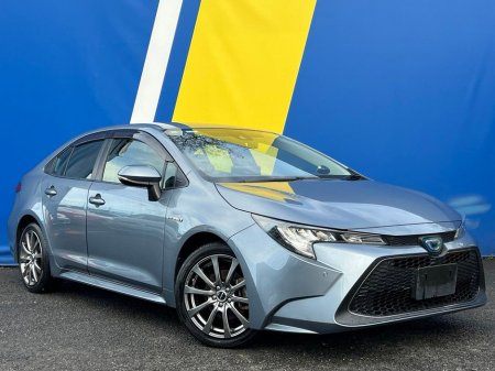 2019 Toyota Corolla 1.8 HYBRID // PARKING SENSORS // 17