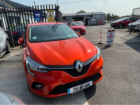 2020 Renault Clio ICONIC 1.0 Petrol TCE 100 MY19 5DR €15,950