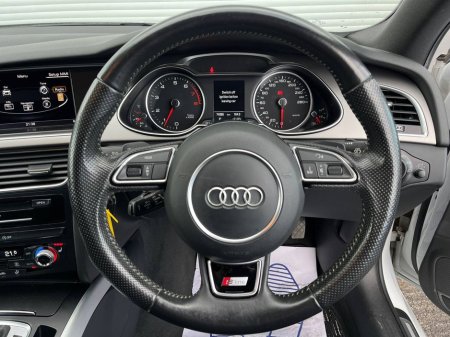 2015 Audi A4 S-LINE 2.0 TFSI // HEATED POWERED S-LINE SEATS // NEW 19