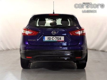 2015 Nissan Qashqai 1.6 DSL SV €13,890