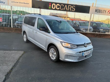 2025 Volkswagen Caddy Maxi Life Wheelchair accessible vehicle 7 seats + WC Auto €-64,950
