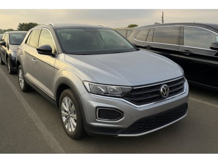 2022 Volkswagen T-Roc STYLE 2.0D 150BHP AUTOMATIC * VIRTUAL COCKPIT, REAR VIEW CAMERA, PARKING SENSORS FRONT & REAR, APPLE CARPLAY//ANDROID AUTO, ADAPTIVE CRUISE CONTROL, COMES WITH 2 YEAR NEW NCT, MULTIMEDIA DISPLAY *