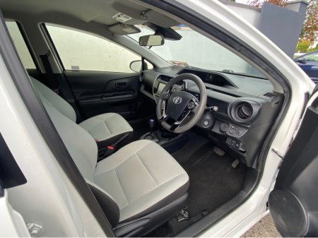 2019 Toyota Aqua 1.5 DAA-NHP10 5DR AUTO €10,995 thumbnail