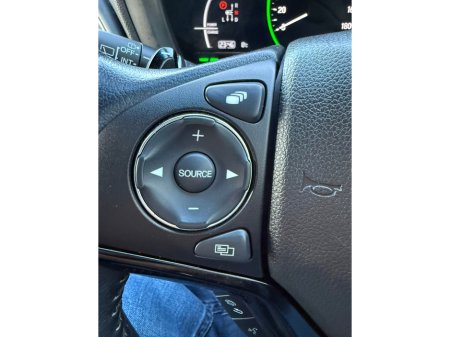 2020 Honda Vezel  €20,950 thumbnail