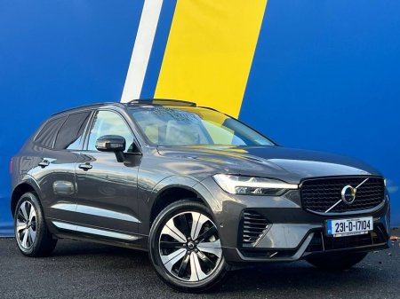 2023 Volvo XC60 T6 PLUS DARK AWD 2.0 HYBRID * HIGH SPEC * // PANORAMIC SUNROOF // LEATHER HEATED SEATS // 360 PARKING CAMERAS €39,950