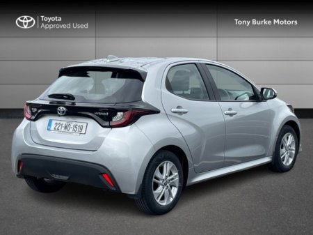 2022 Toyota Yaris - Hybrid - New Generation - Luna Edition - 1.5 - 5dr - Auto - Excellent Features - EUR 160 Tax // Remote Central Locking // Front Electric Windows // Rear Electric Windows // Electric Mirrors // Finge €20,899