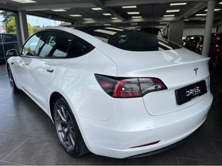 2021 Tesla Model 3 E 4X4 LONG RANGE 346BH €19,900
