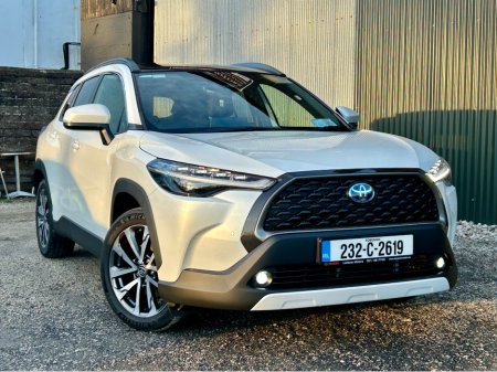 2023 Toyota Corolla CROSS SOL 2.0 4DR AUTO €38,950