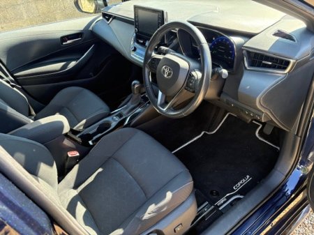 2021 Toyota Corolla Icon Tech Touring 1.8 Hybrid Auto CVT HEV €18,900 thumbnail