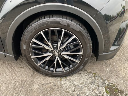 2019 Toyota C-HR SOL 1.8 PETROL HYBRID AUTOMATIC SUV *TOP SPEC IRISH JEEP* *FULL TOYOTA SERVICE HISTORY* *NCT 03/2027* *TAX 06/2026 €180 ROAD TAX* *FINANCE ARRANGED TODAY* €20,950 thumbnail