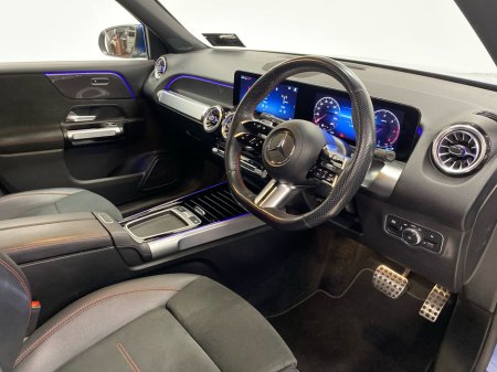 2024 Mercedes-Benz GLB GLB 200 D AMG Pack & Panoramic Sunroof 5 Seater €52,950 thumbnail
