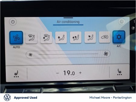 2024 Volkswagen Golf 1.5 TSI 130HP R-Line €33,950 thumbnail