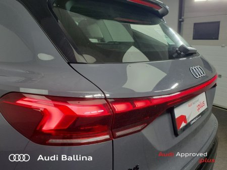 2025 Audi Q6 E-TRON PERFORMANCE ADVANCE With Upgraded Seats €63,400 thumbnail