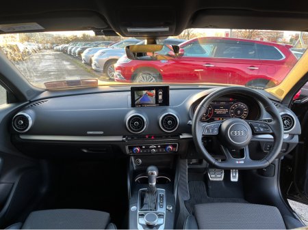2020 Audi A3 S-LINE HATCHBACK AUTOMATIC 1.4 PETROL //ONLY 5653 MILES//HIGH SPEC//HEATED HALF LEATHER SEATS//KEYLESS ENTRY//REVERSE CAMERA//BLIND SPOT WARNING//CARPLAY// €25,950 thumbnail