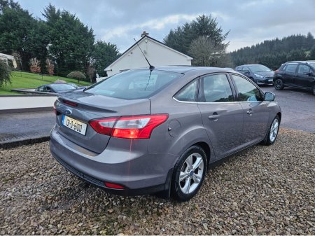 2013 Ford Focus ZETEC 1.6 TDCI 95PS 4DR thumbnail