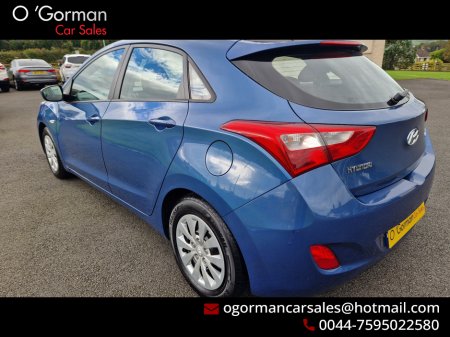 2015 Hyundai i30 BLUE CRDI SDRIVE €8,250
