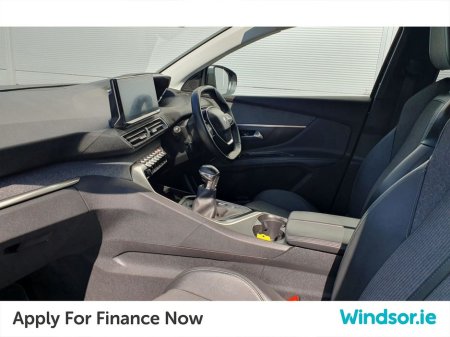 2021 Peugeot 5008 1.2 PureTech 130bhp Allure €32,995