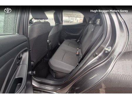 2023 Toyota Yaris 1.5 HYBRID LUNA 4DR AUTO €24,495 thumbnail