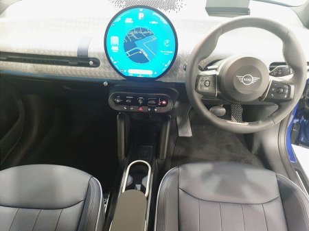 2025 MINI Hatch Cooper E €29,950