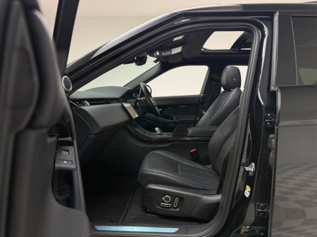 2024 Land Rover Range Rover Evoque HSE DYNAMIC P300E *HUGE SPEC* €52,990 thumbnail