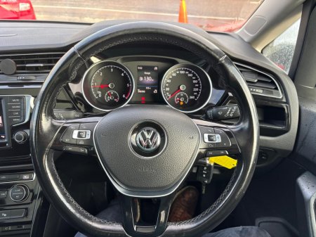 2017 Volkswagen Touran BLUEMOTION 1.6 TDI MANUAL 6SPEED FWD 115 5DR €14,950 thumbnail