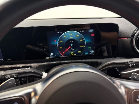 2019 Mercedes-Benz A Class A 180 d AMG LINE A/T | Reversing Camera, Sports seats €25,950 thumbnail